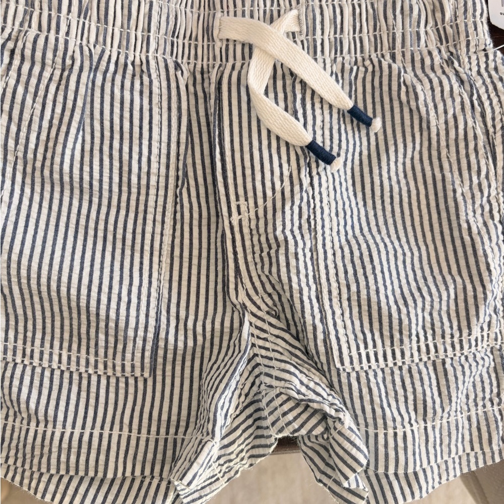 Large bag of 0-3 up to 4T boy clothing. All nice brands. - Picture 8 of 9